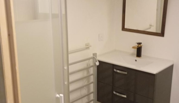 Logement étudiant Studio à Allonnes (72700)