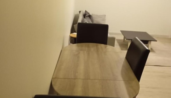 Logement étudiant Studio à Allonnes (72700)