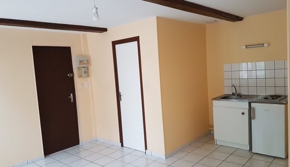 Logement tudiant Studio à Allonville (80260)