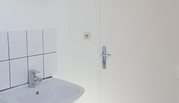 Logement tudiant Studio à Allonville (80260)