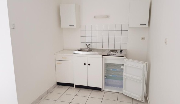 Logement tudiant Studio à Allonville (80260)