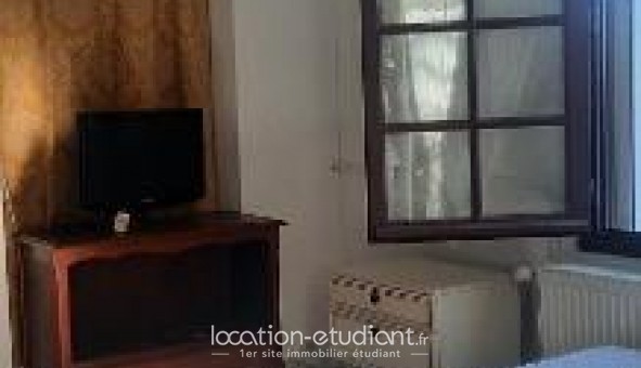 Logement �tudiant Studio &agrave; Ambar�s et Lagrave (33440)