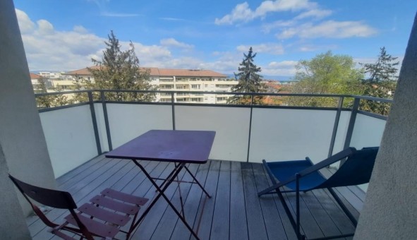 Logement tudiant Location Studio Vide Ambilly (74100)