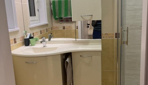 Logement �tudiant Studio &agrave; Ambonil (26800)