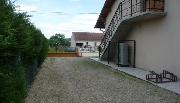 Logement tudiant Studio à Ambrires (51290)