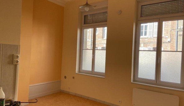 Logement tudiant Location Studio Vide Amiens (80090)
