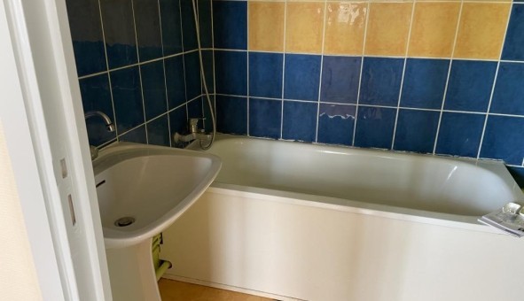 Logement tudiant Studio à Amiens (80090)