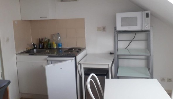 Logement tudiant Location Studio Vide Amiens (80090)