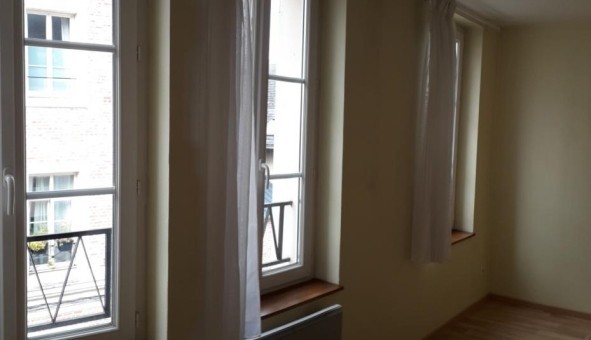Logement tudiant Studio à Amiens (80090)