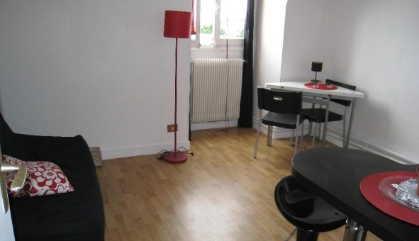 Logement tudiant Studio à Amiens (80090)