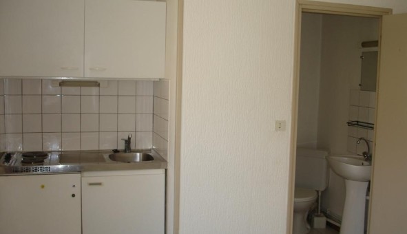 Logement tudiant Studio à Amiens (80090)