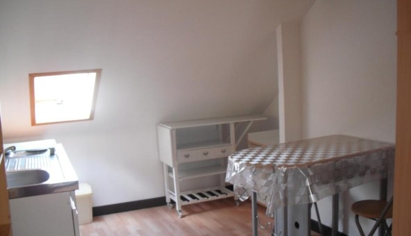 Logement tudiant Studio à Amiens (80090)