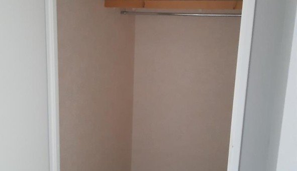 Logement tudiant Studio à Amiens (80090)
