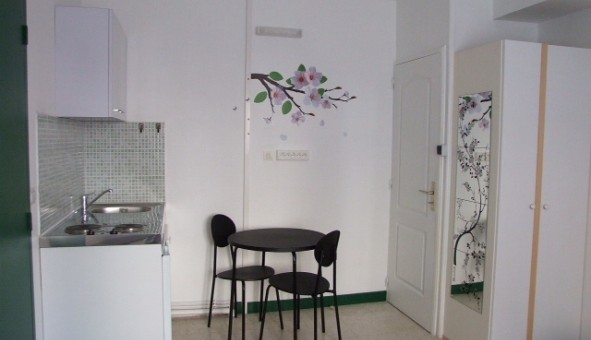 Logement tudiant Location Studio Vide Amiens (80090)