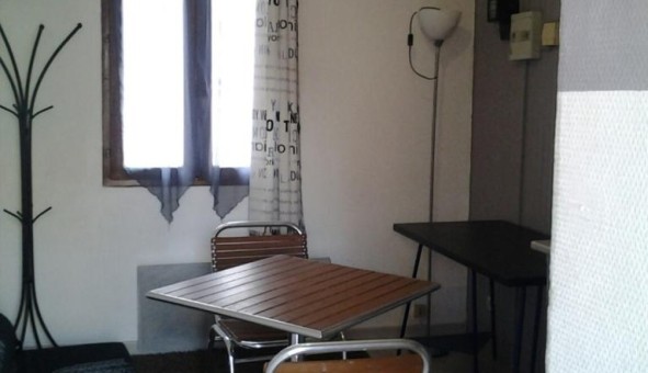 Logement tudiant Studio à Amiens (80090)