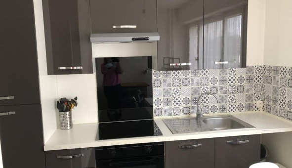 Logement tudiant Location Studio Vide Amiens (80090)
