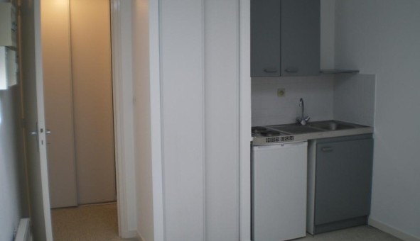 Logement tudiant Location Studio Vide Amiens (80090)