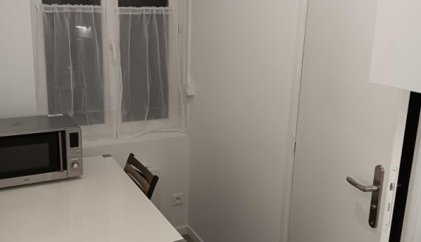 Logement tudiant Studio à Amiens (80090)