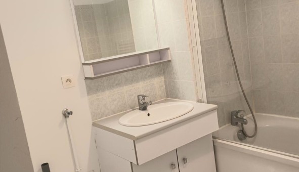 Logement tudiant Studio à Amiens (80090)