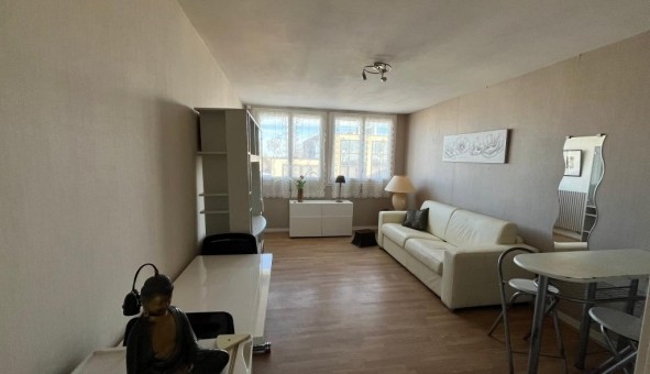 Logement �tudiant Location Studio Vide Amilly (45200)