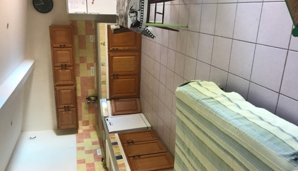 Logement tudiant Studio à Ancne (26200)