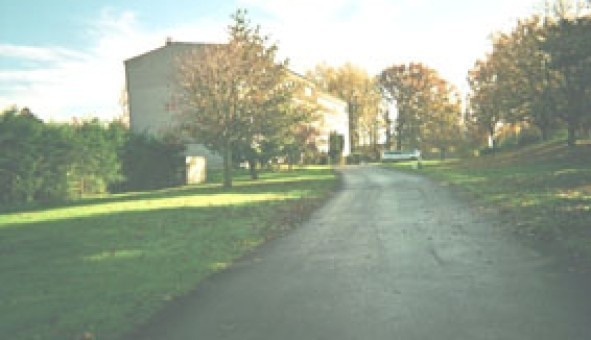 Logement tudiant Location Studio Vide Andechy (80700)