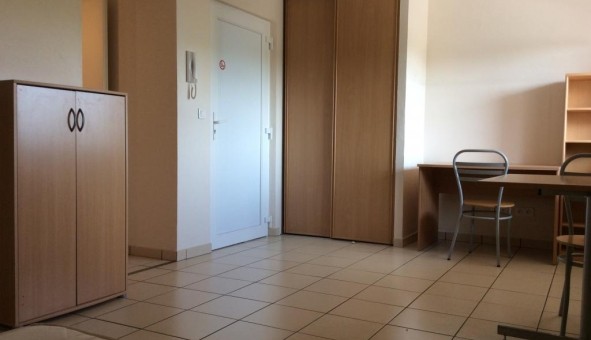 Logement tudiant Location Studio Vide Andelnans (90400)