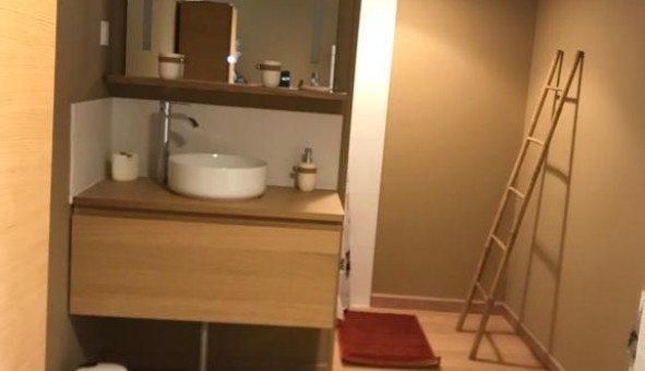 Logement tudiant Studio à Angeac Champagne (16130)