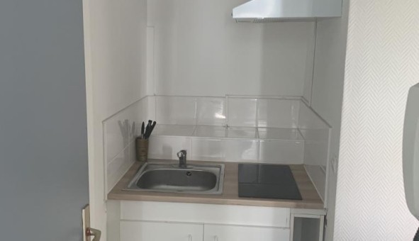 Logement tudiant Studio à Angers (49000)