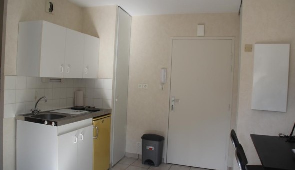 Logement tudiant Studio à Angers (49000)