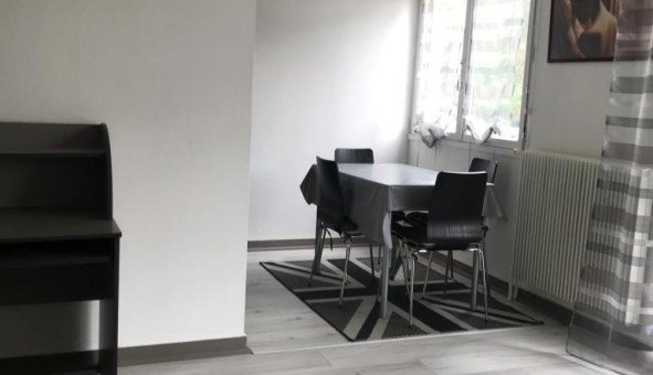 Logement tudiant Studio à Angers (49000)