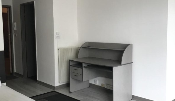 Logement tudiant Studio à Angers (49000)