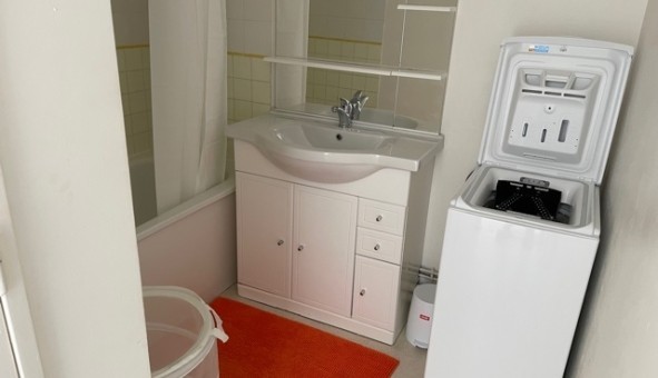 Logement tudiant Studio à Angers (49000)