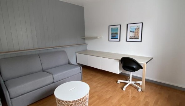 Logement tudiant Location Studio Vide Angers (49000)