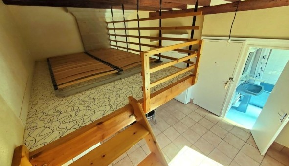 Logement tudiant Studio à Angers (49000)