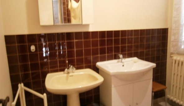 Logement tudiant Studio à Angers (49000)