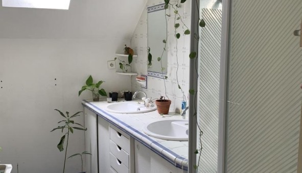 Logement tudiant Studio à Angers (49000)