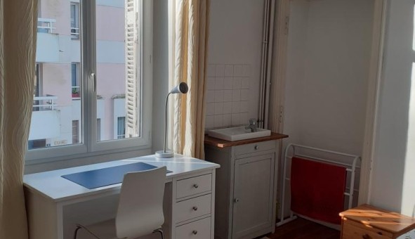 Logement tudiant Studio à Angers (49000)