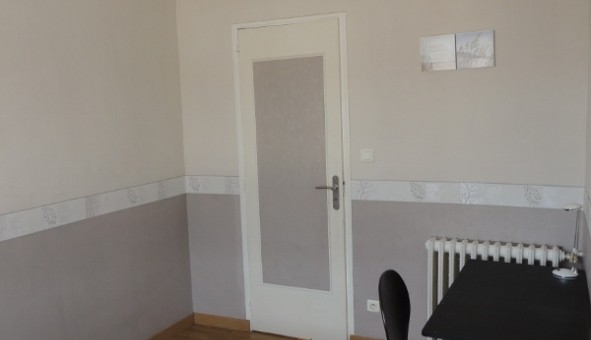 Logement tudiant Studio à Angers (49000)