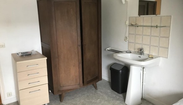 Logement tudiant Studio à Angers (49000)