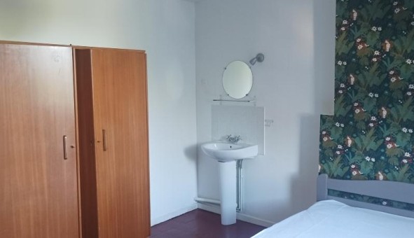 Logement tudiant Studio à Angers (49000)