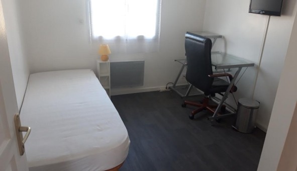 Logement tudiant Location Studio Vide Angers (49000)