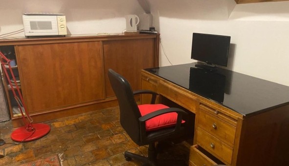 Logement tudiant Studio à Angers (49000)