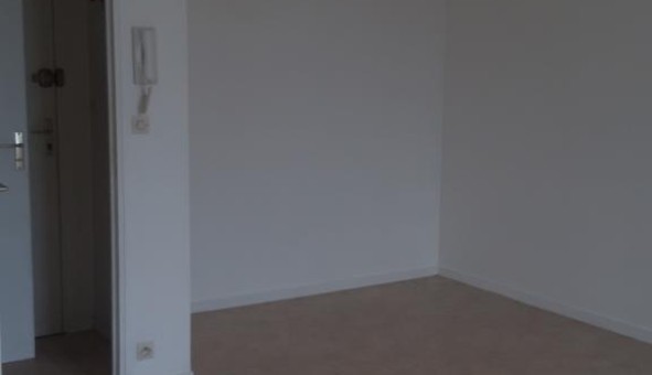 Logement tudiant Studio à Angers (49000)