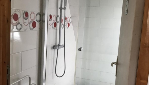 Logement tudiant Studio à Angers (49000)
