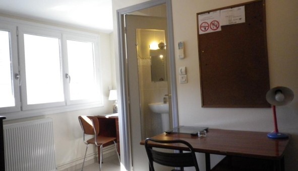 Logement tudiant Studio à Angers (49000)