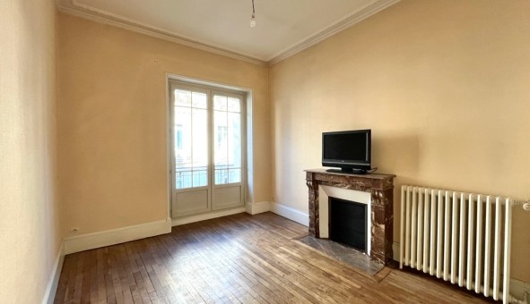 Logement tudiant Studio à Angers (49000)