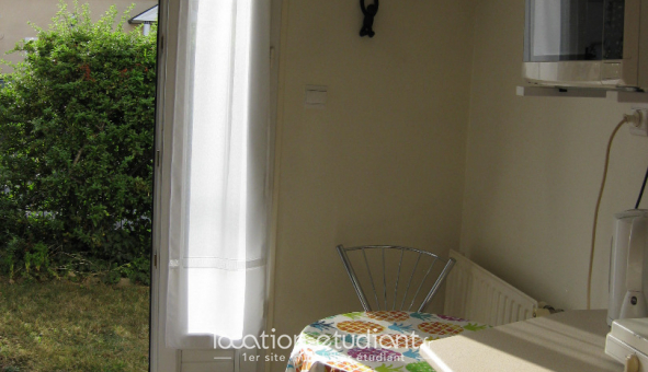 Logement tudiant Studio à Angers (49000)