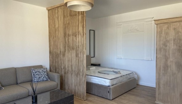 Logement tudiant Location Studio Vide Angers (49000)