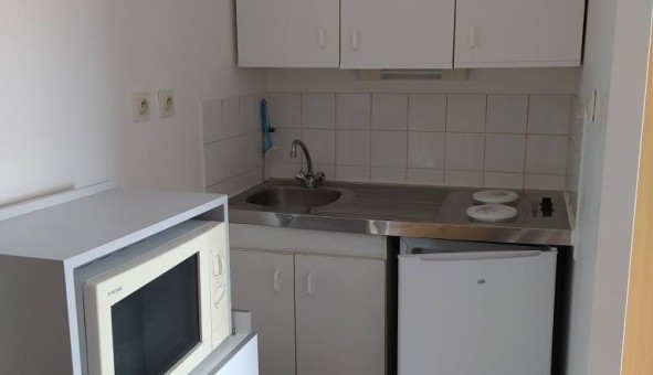 Logement tudiant Studio à Angers (49000)
